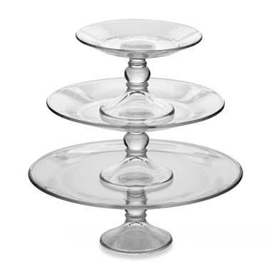 Rental store for glass cake stand 12 inch rd in Portland Oregon