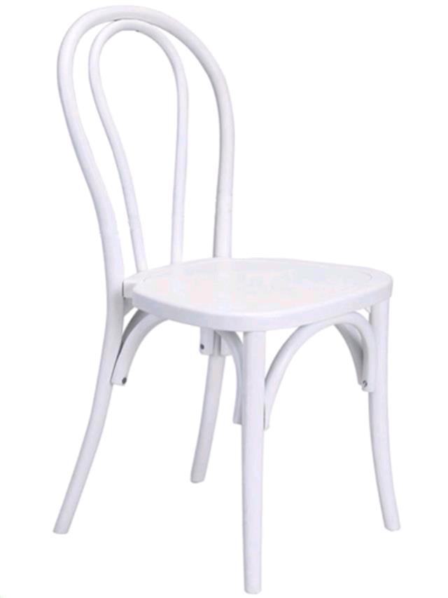 Rental store for white bentwood chair in Portland Oregon